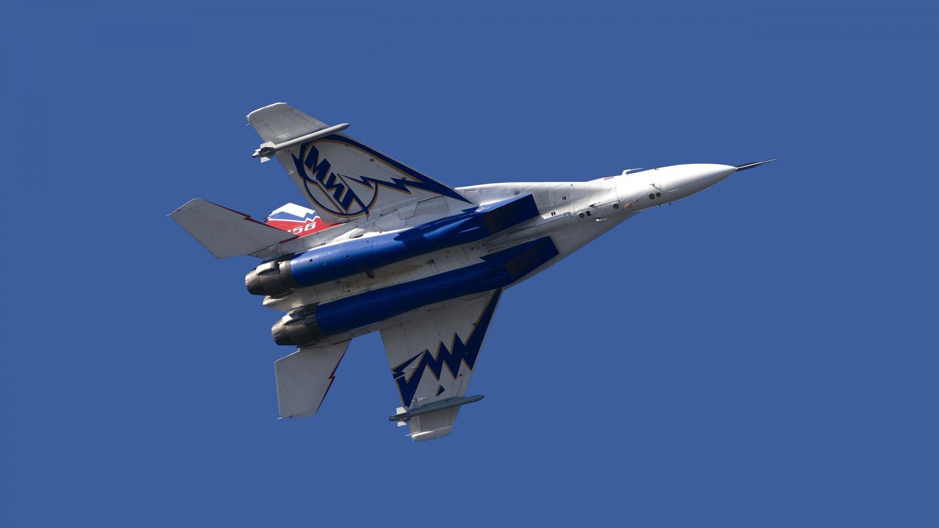 费兰·托雷斯两场助攻不断,皇马攻击线火力全开,费兰托雷斯转会曼城