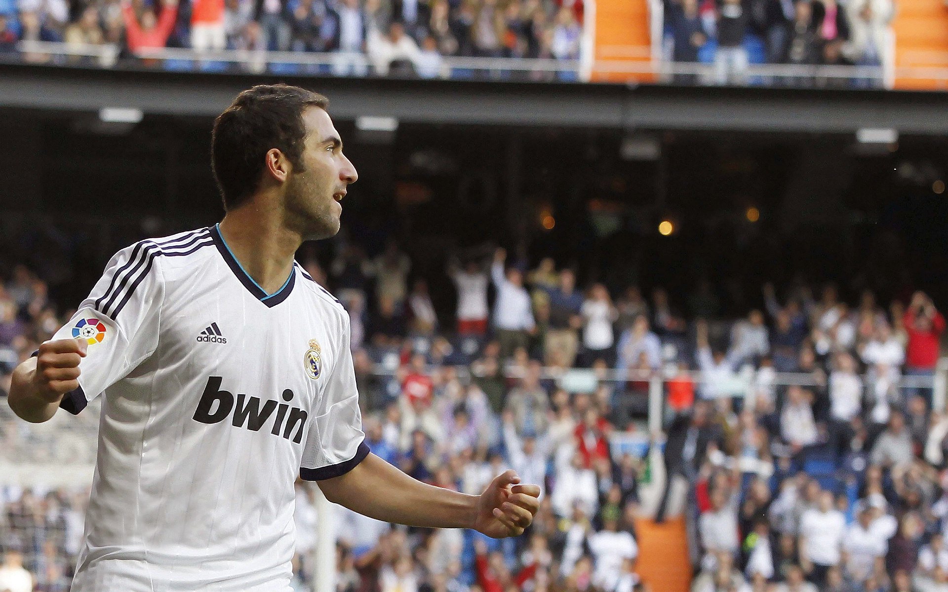 九游网页版官网入口-德甲锋线杀手：连续破门，威震全场！，德甲零封榜