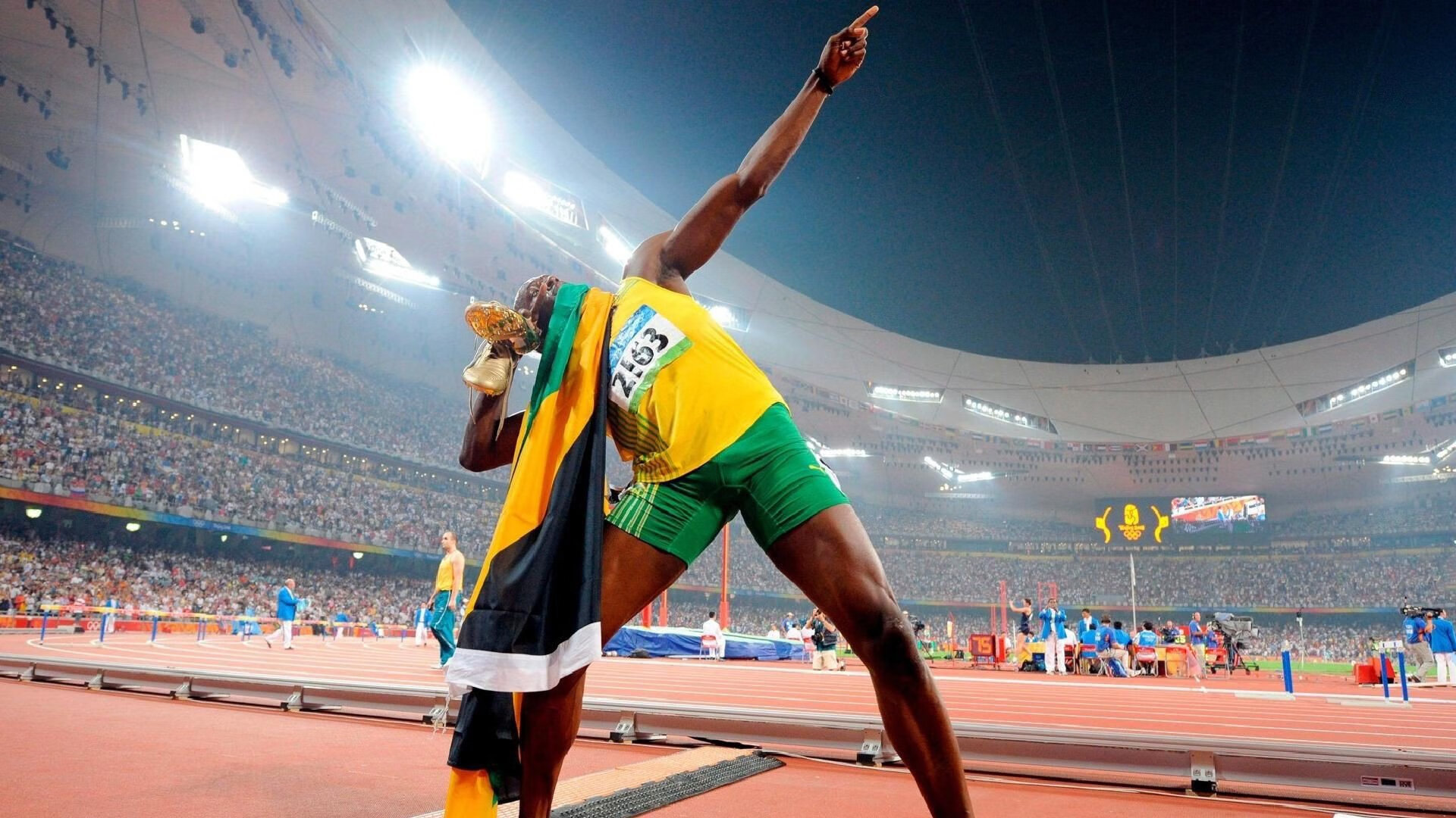 九游网页版官网入口-美国接力队再度夺魁 气势如虹，美国接力队成员4x100